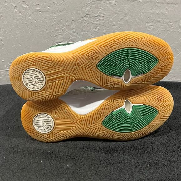 ?? Nike Kyrie Flytrap 2 Basketball Sneakers “White/Green-Gum\